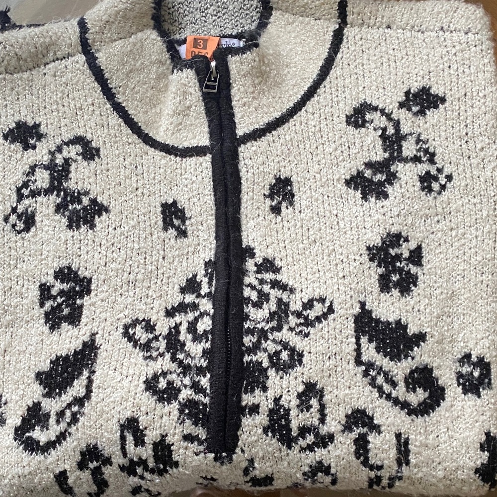 NorthStyle Cream & Black Floral Zip-Front Knit Cardigan